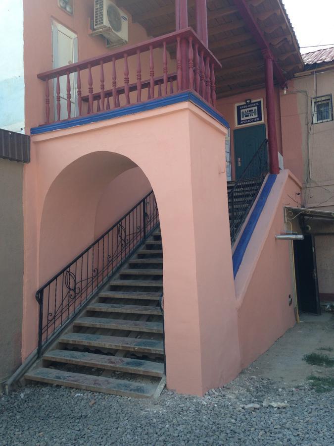 Hostel Arzy Atyraū Exteriör bild